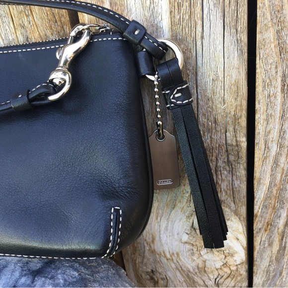 Coach Vintage Y2K Legacy Wristlet Leather Black - Picture 3 of 16